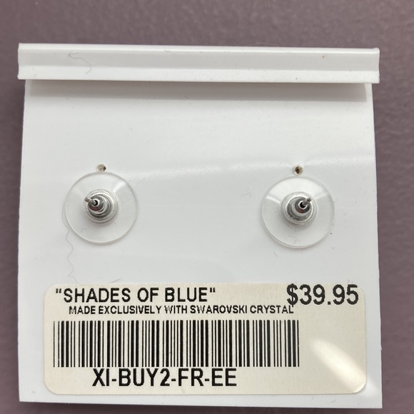 BNIB Fifth Avenue Swarovski Crystal Earrings Blue - Picture 2 of 2